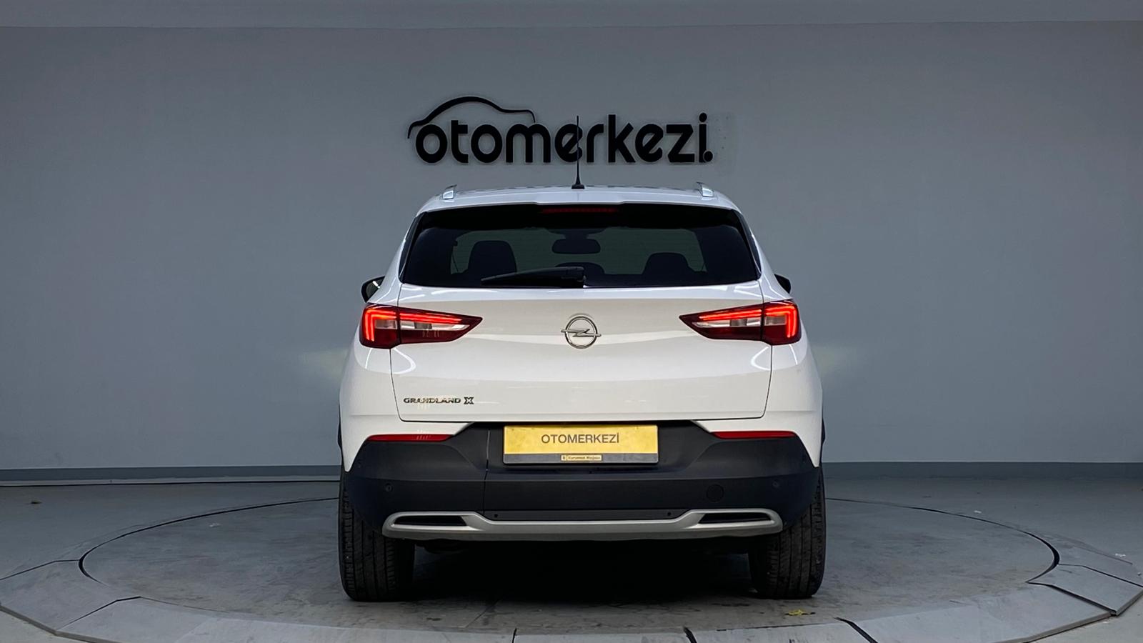 OPEL GRANDLAND 13